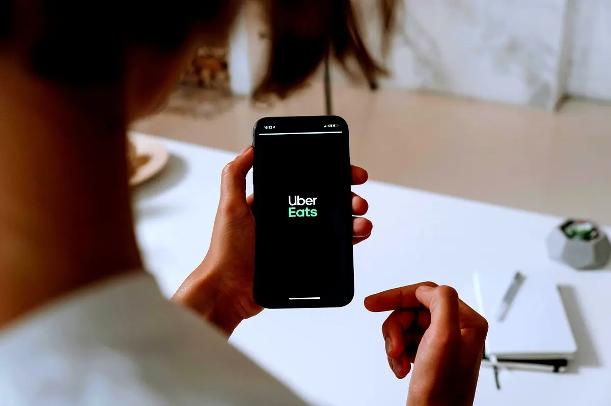 Cadre théorique essentiel pour le e-commerce en Algérie