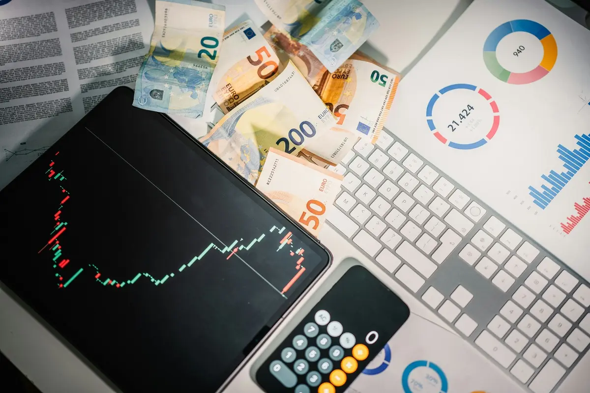Impact des TIC sur les pratiques bancaires en 2024