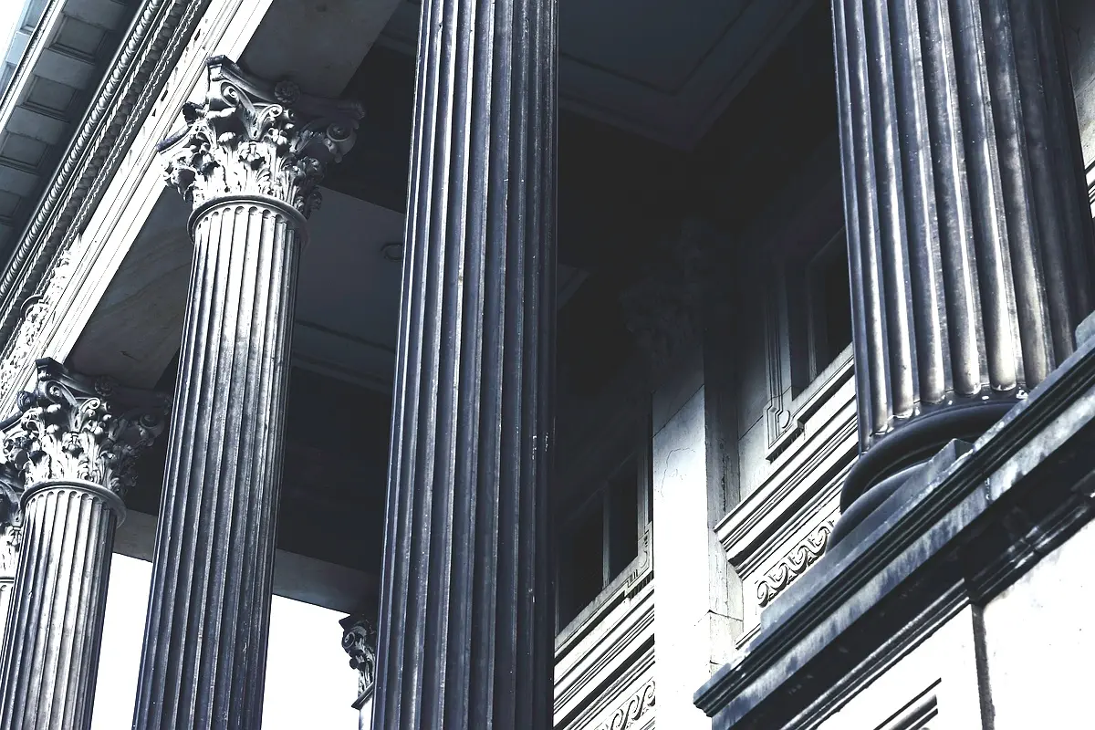 Recouvrement judiciaire des créances : Stratégies essentielles