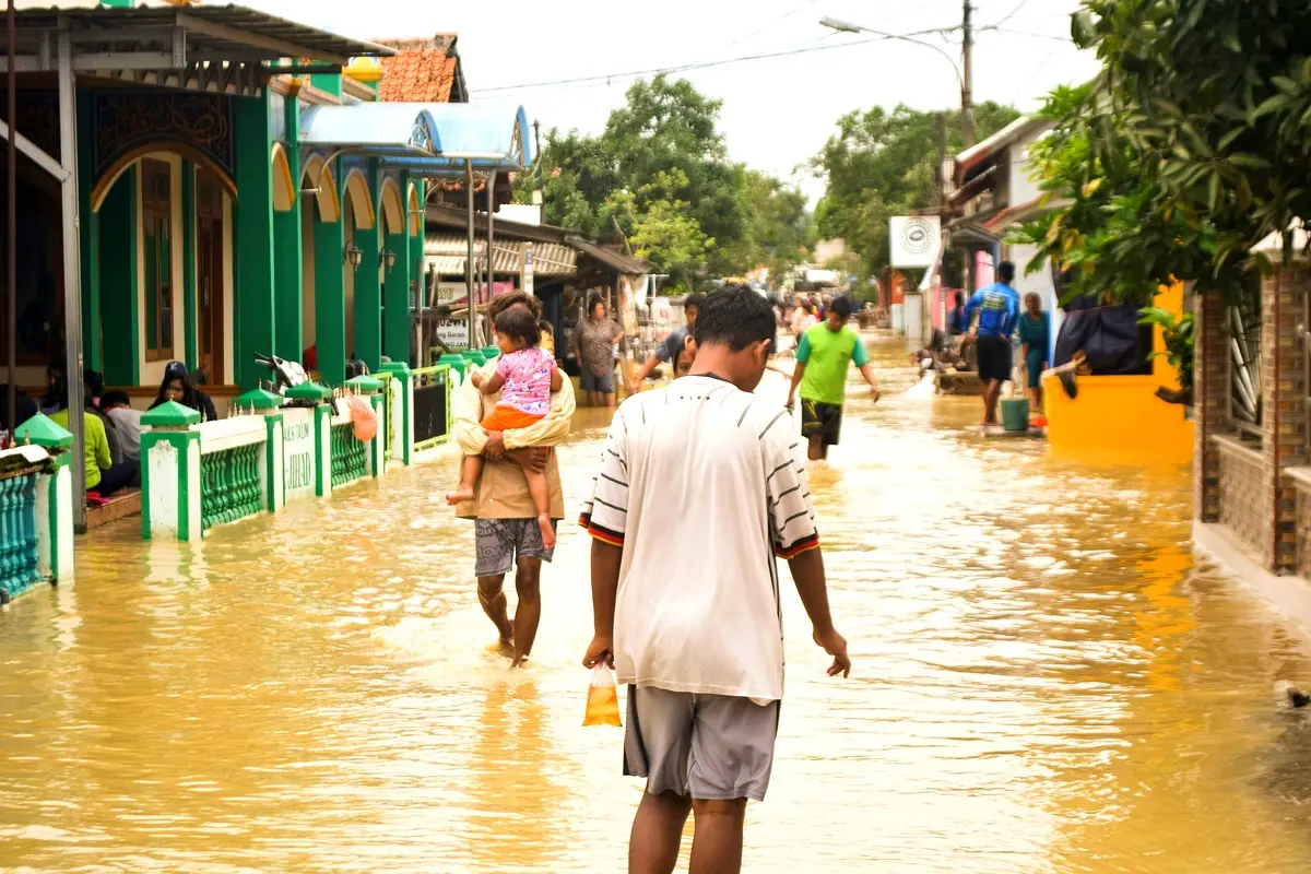 Stratégies d'implémentation SIG pour prévenir les inondations