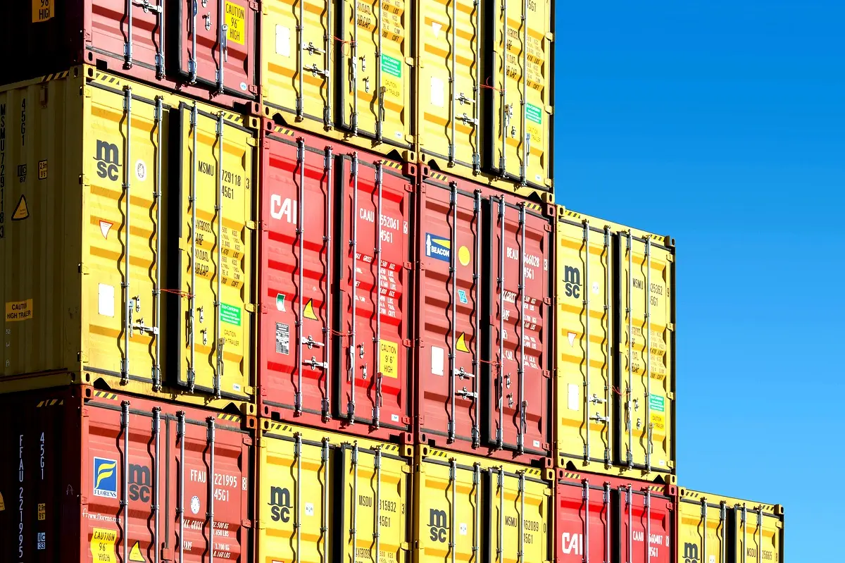 Cadre théorique des contrats d'assurance maritime en Tunisie