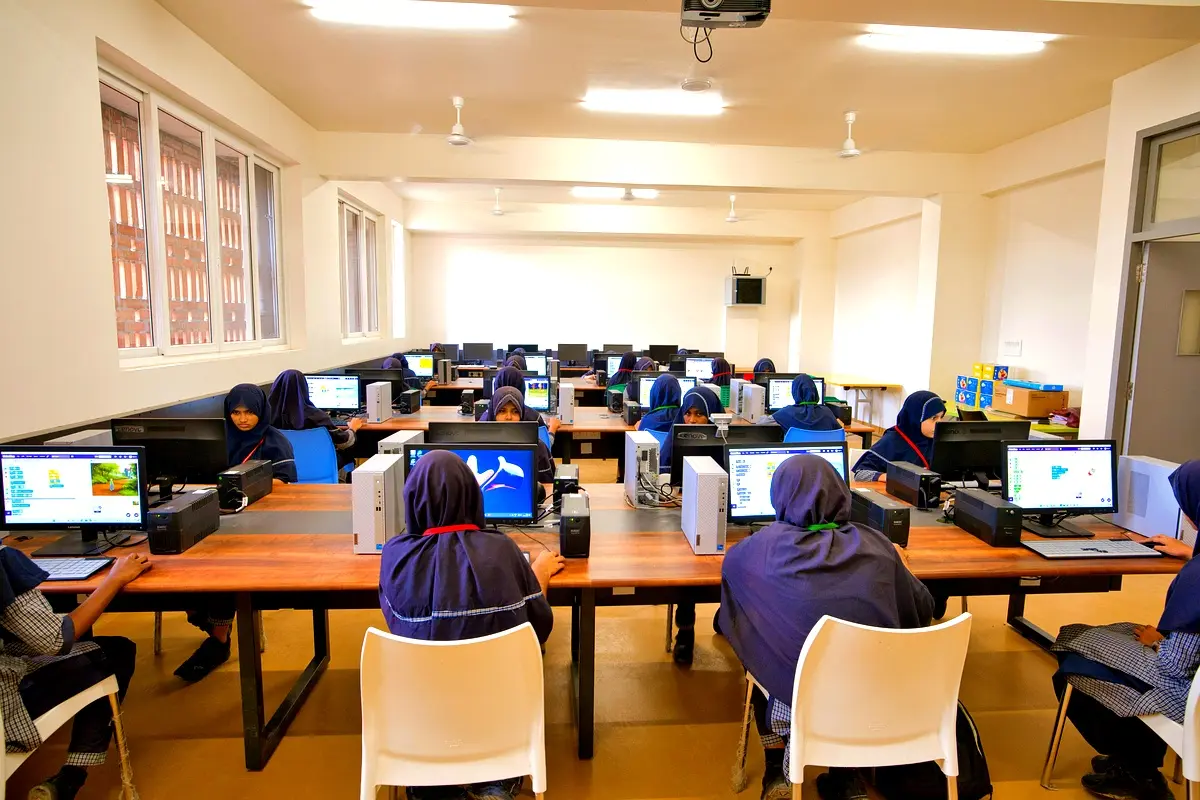 Applications pratiques des TIC dans l'éducation au Bénin